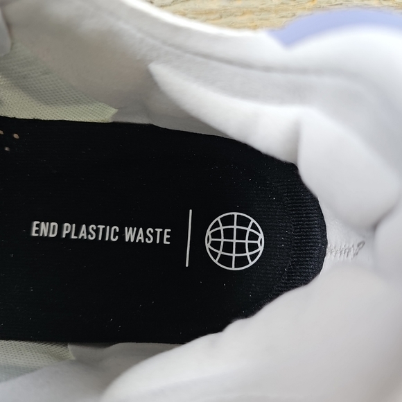 Adidas Avryn Men's Running Shoes Grey/Silver Metallic/ Core White - Picture 12 of 12